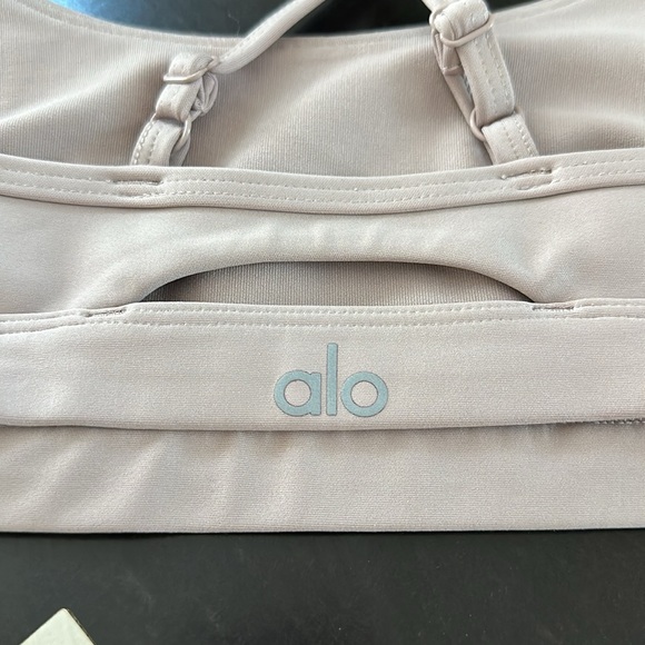 Alo Light Pink Sports Bra - Picture 5 of 6